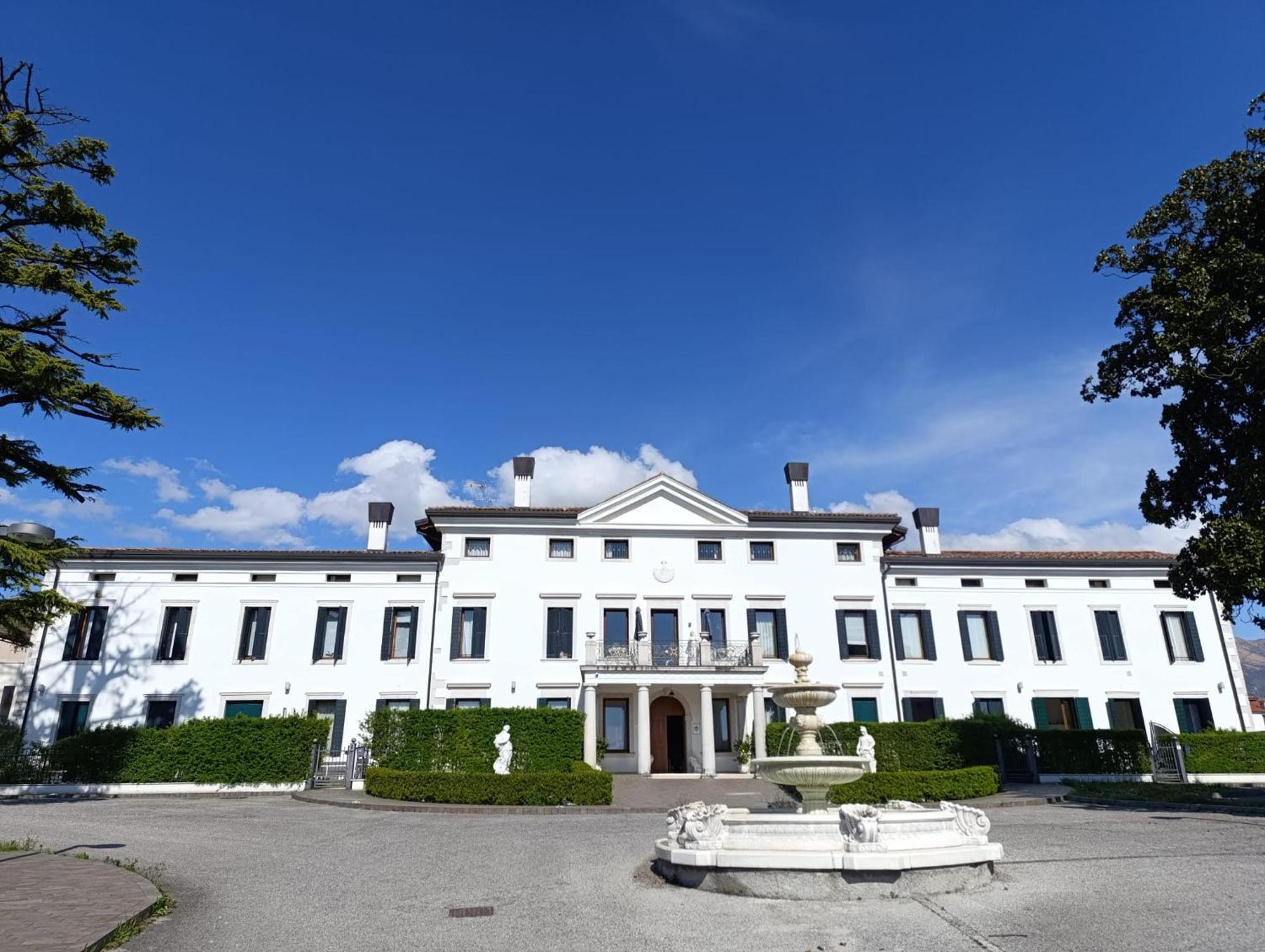 Villa Marini Trevisan Aviano Bagian luar foto