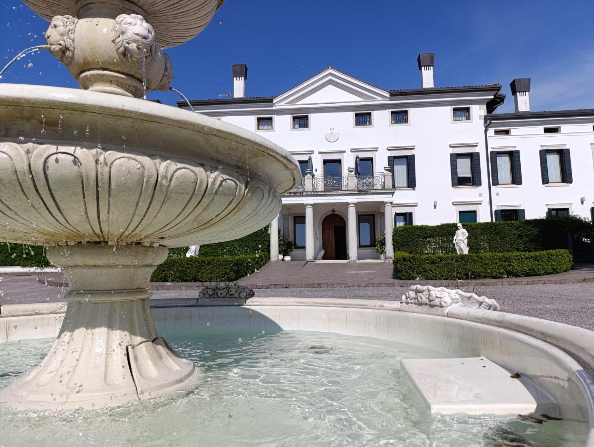 Villa Marini Trevisan Aviano Bagian luar foto
