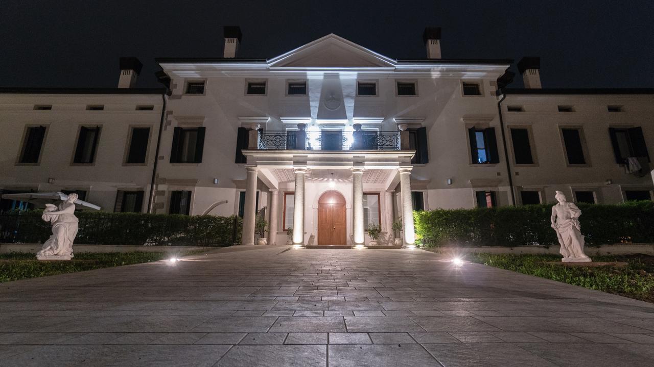 Villa Marini Trevisan Aviano Bagian luar foto