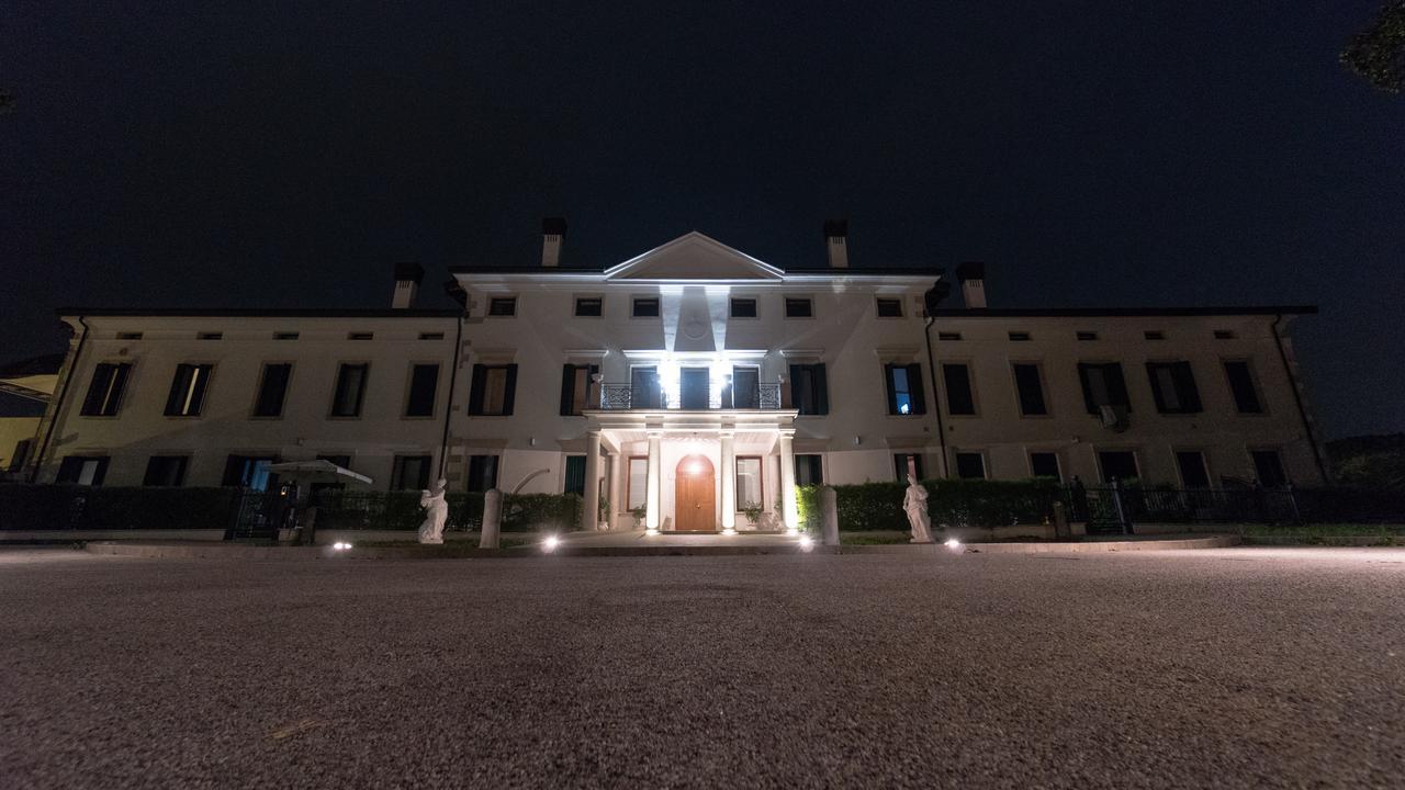 Villa Marini Trevisan Aviano Bagian luar foto