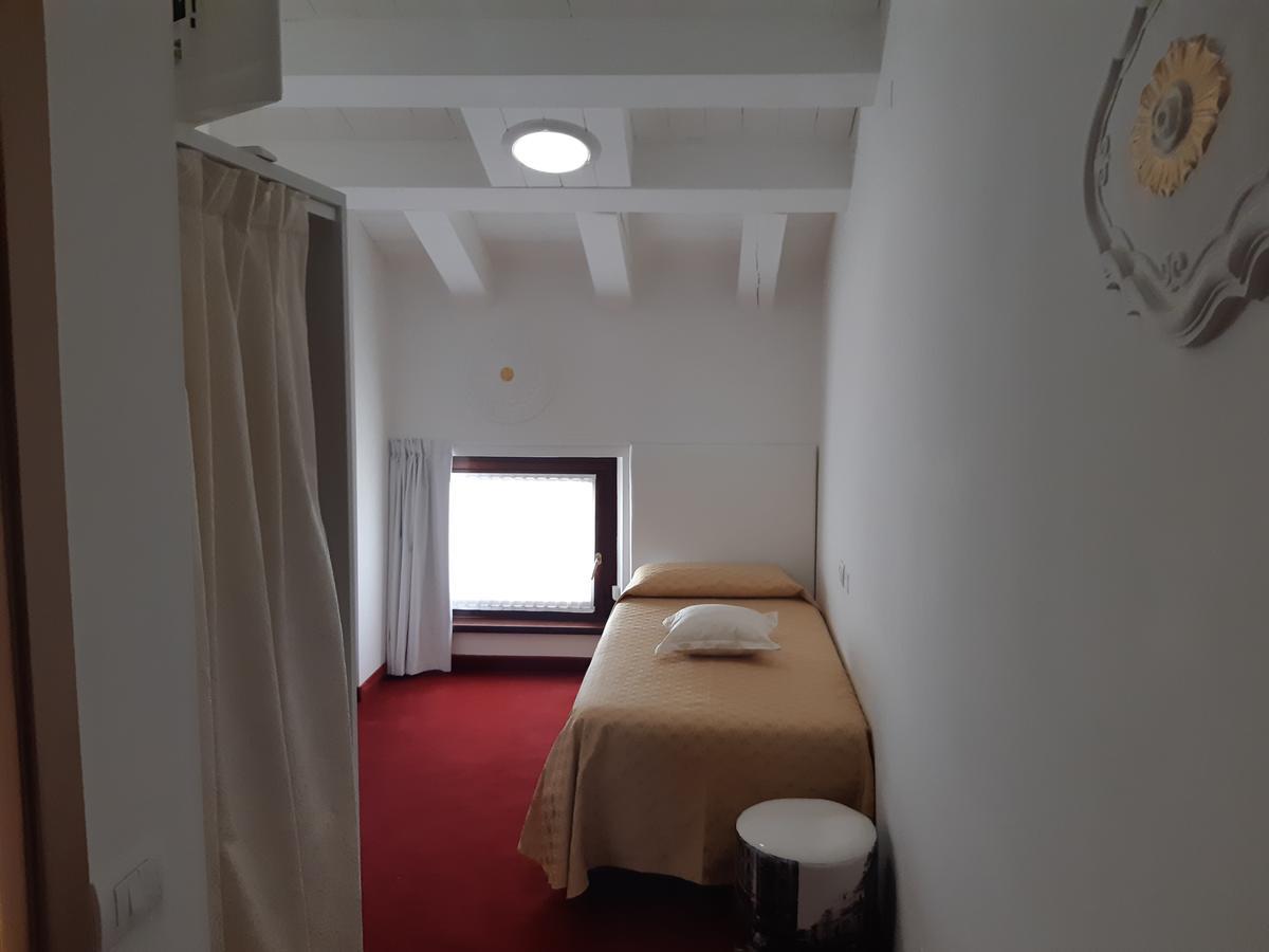 Villa Marini Trevisan Aviano Bagian luar foto